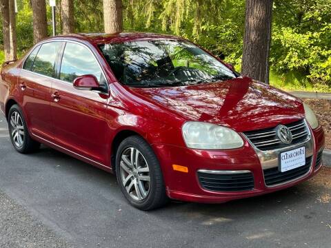 2006 Volkswagen Jetta for sale at CLEAR CHOICE AUTOMOTIVE in Milwaukie OR