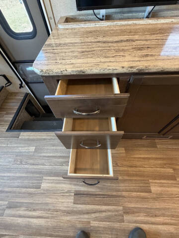 2018 Thor Motor Coach Ace 30.3