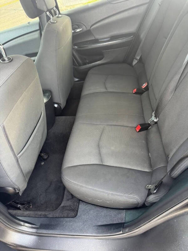 2011 Dodge Avenger SXT