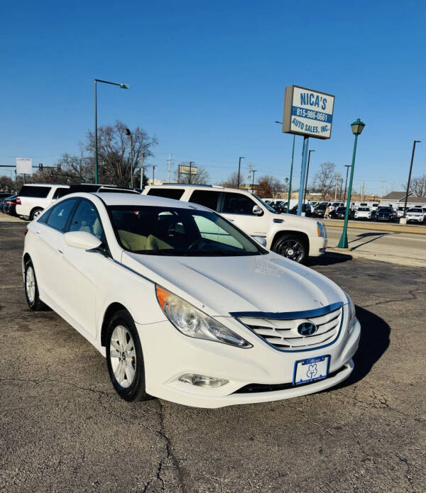 2013 Hyundai Sonata for sale at NICAS AUTO SALES INC in Loves Park IL