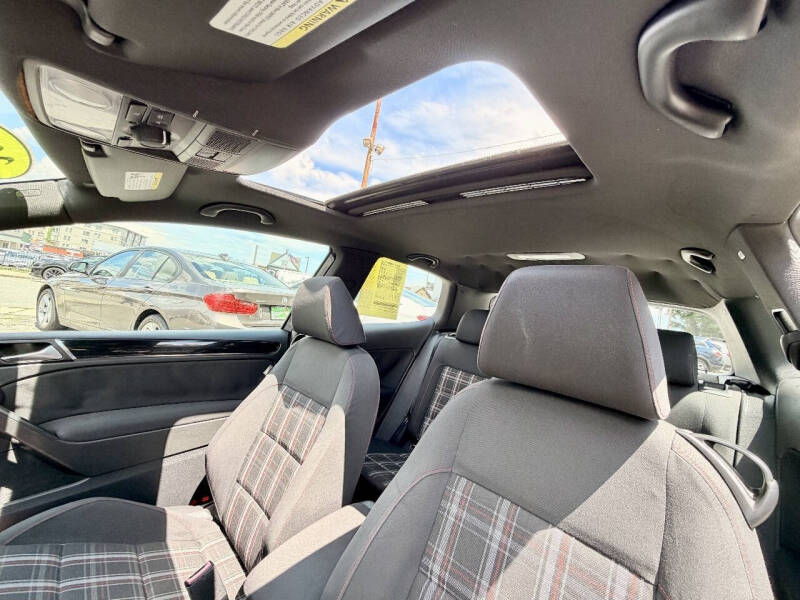 2011 Volkswagen GTI