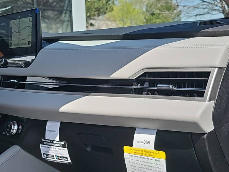 2025 Mitsubishi Outlander SEL Platinum Edition