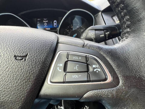 2017 Ford Focus Titanium