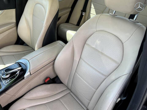 2016 Mercedes-Benz C-Class