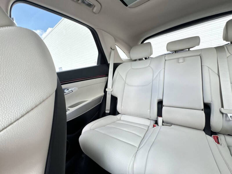 2026 Genesis GV70 2.5T Select