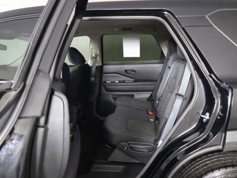 2024 Nissan Pathfinder S