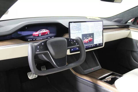 2021 Tesla Model S Plaid