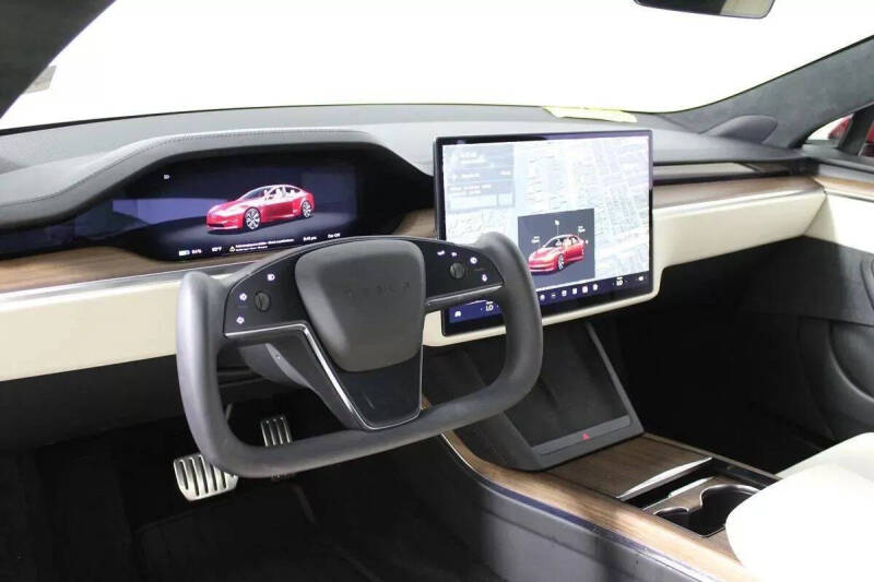 2021 Tesla Model S Plaid