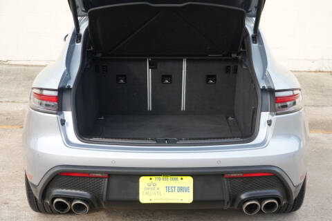 2023 Porsche Macan S
