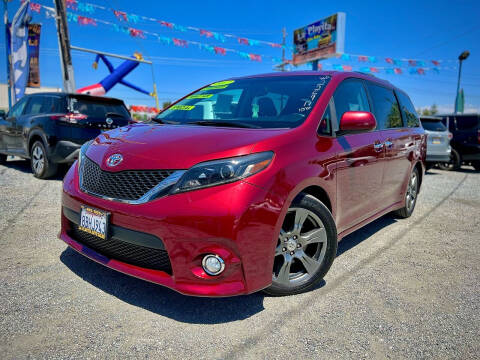2017 Toyota Sienna for sale at La Playita Auto Sales Tulare in Tulare CA