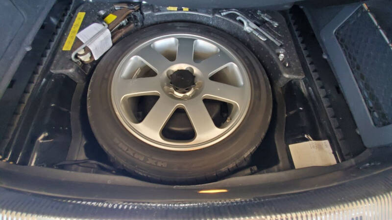 2004 Volkswagen Phaeton Premiere Edition W12