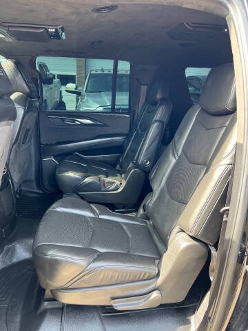 2018 Cadillac Escalade ESV Platinum