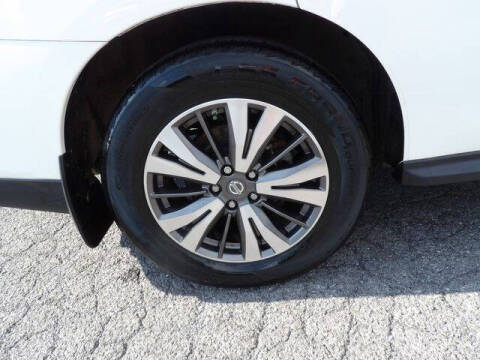 2017 Nissan Pathfinder S