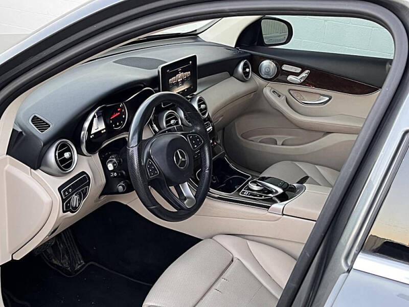 2018 Mercedes-Benz GLC GLC 300 4MATIC