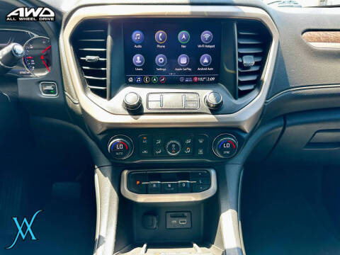 2020 GMC Acadia Denali