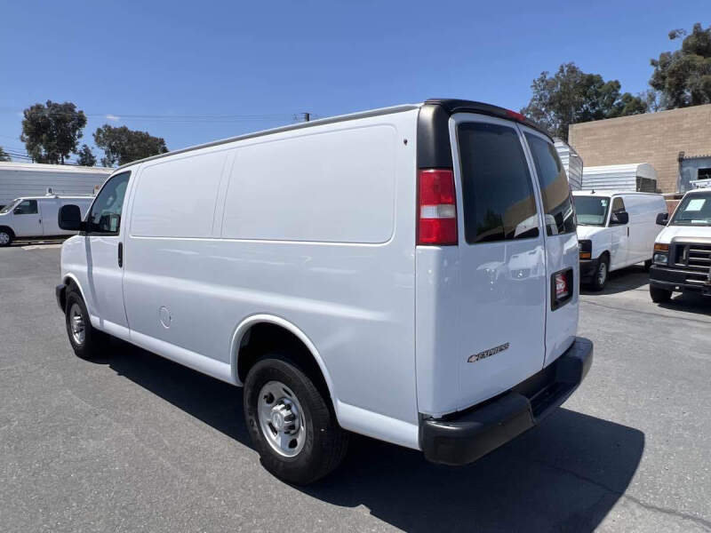 2018 Chevrolet Express 2500