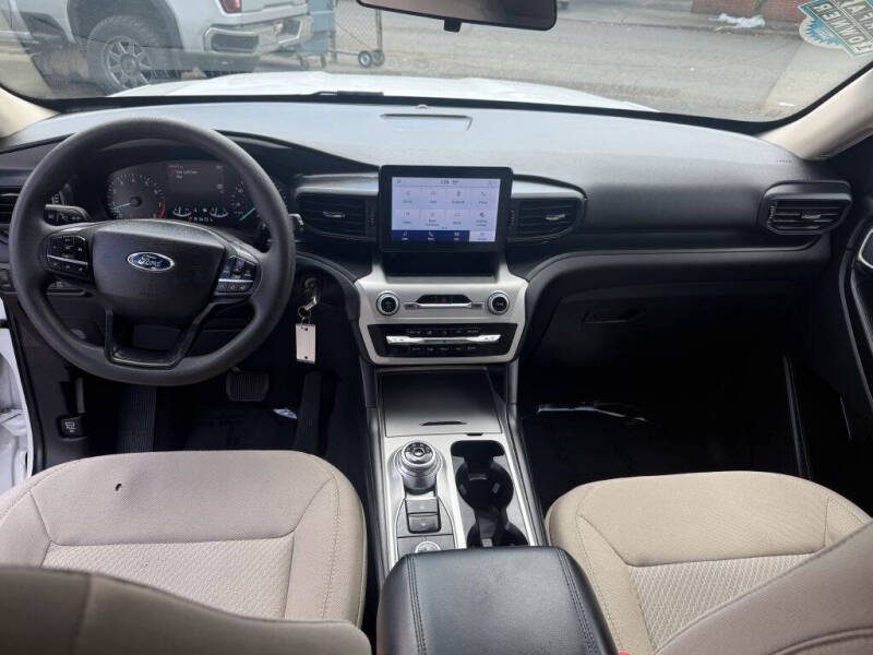 2022 Ford Explorer