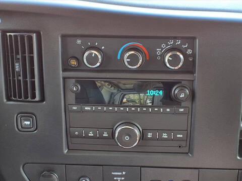 2025 Chevrolet Express 2500