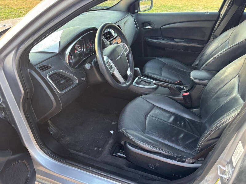 2013 Chrysler 200 Limited