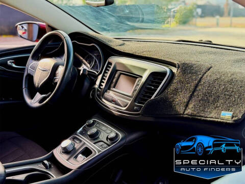 2015 Chrysler 200 Limited