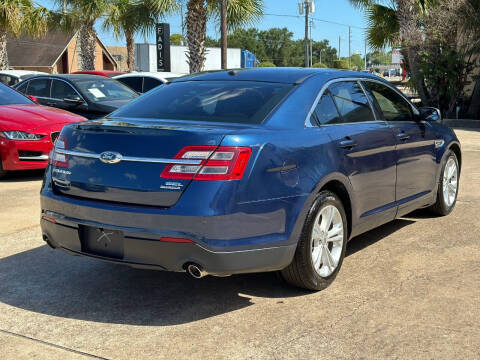 2016 Ford Taurus SEL