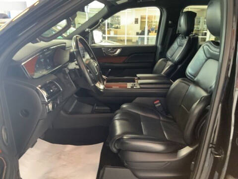 2019 Lincoln Navigator Select