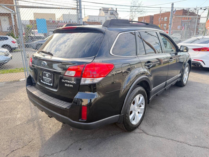 2011 Subaru Outback 3.6R Limited