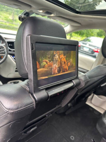 2018 Chrysler Pacifica Touring L Plus