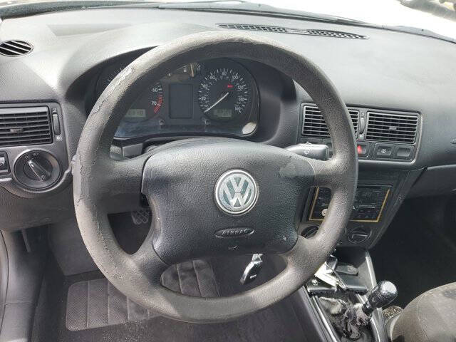 2004 Volkswagen Golf GL