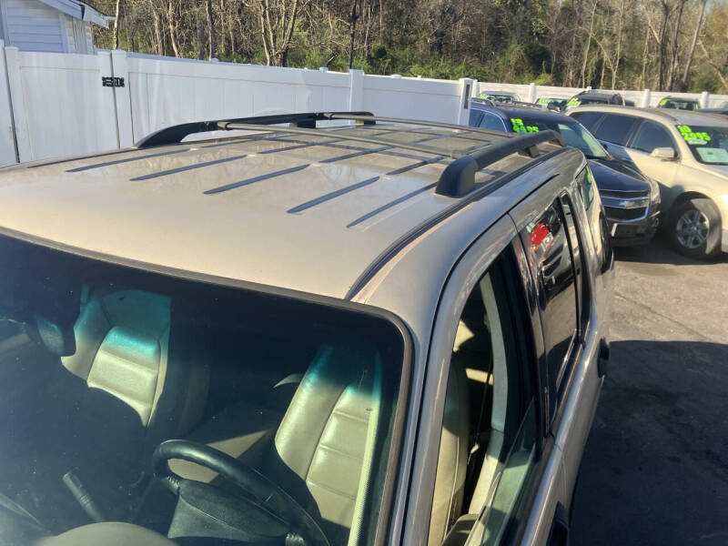 2004 Ford Explorer XLT