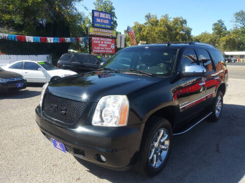 2007 GMC Yukon for sale at Right Choice Auto in Boise ID