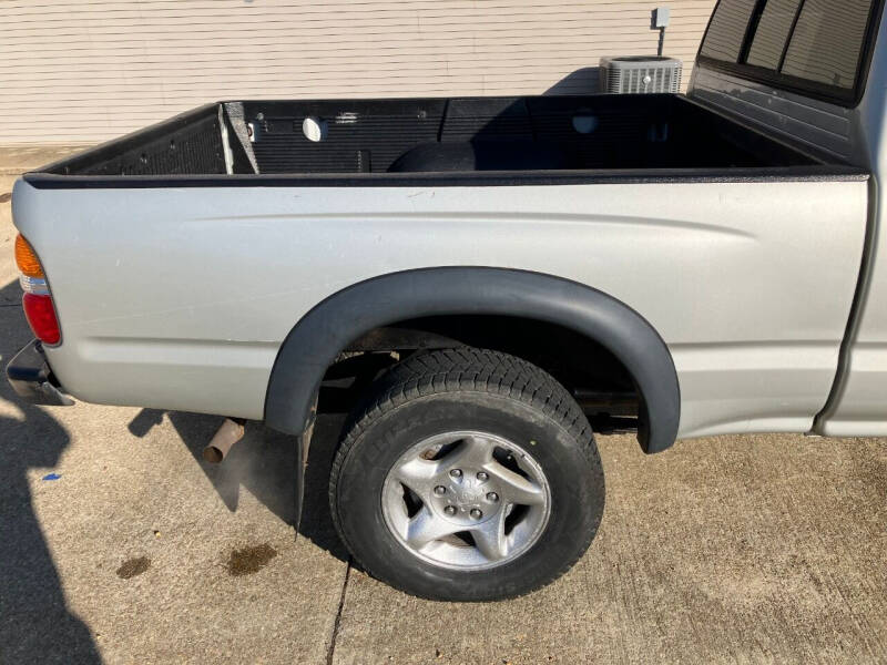 2003 Toyota Tacoma Base - Photo 14