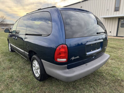 1999 Plymouth Grand Voyager SE