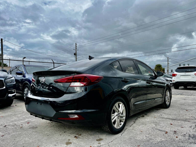 2019 Hyundai Elantra SEL