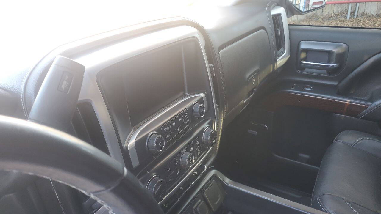 Used Car 2018 Gmc Sierra 1500  Slt 4x2 4dr Crew Cab 6.5 Ft. Sb For Sale Under $30,000 In San Antonio, Texas