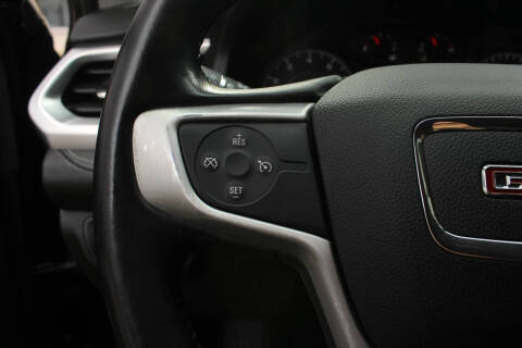 2017 GMC Acadia SLE-2