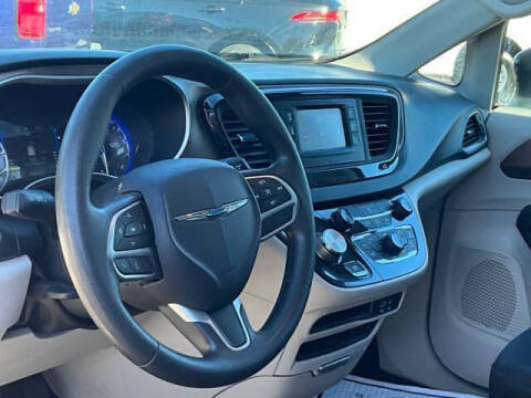 2017 Chrysler Pacifica LX