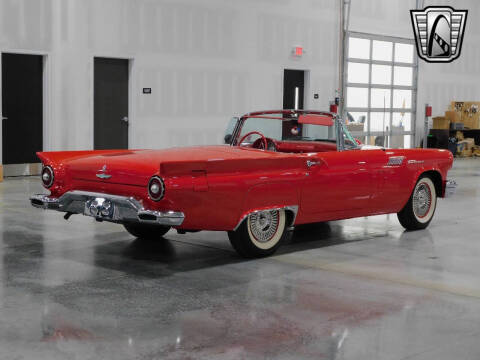 1957 Ford Thunderbird