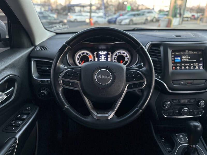 2019 Jeep Cherokee Latitude Plus