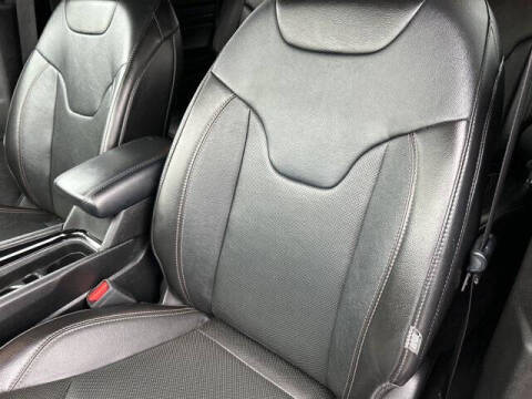 2023 Jeep Compass (Red) Edition