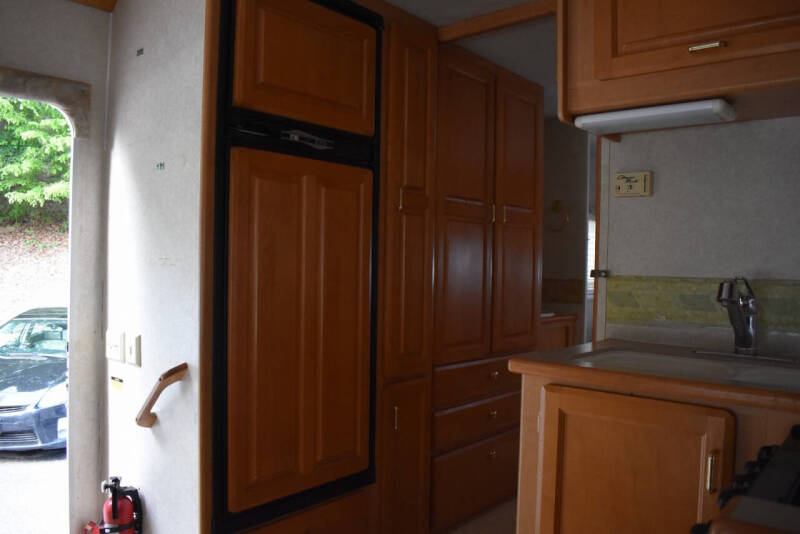 2002 Ford E-Series E-450 SD