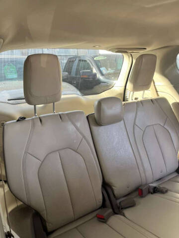 2017 Chrysler Pacifica Touring-L Plus