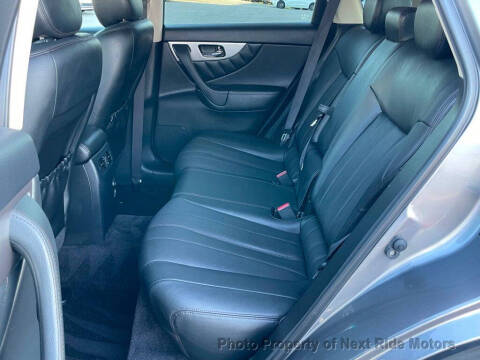 2015 Infiniti QX70