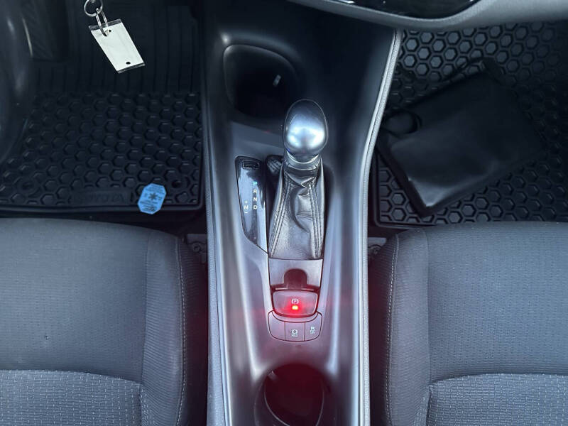 2018 Toyota C-HR XLE Premium