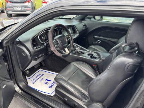 2015 Dodge Challenger SXT Plus