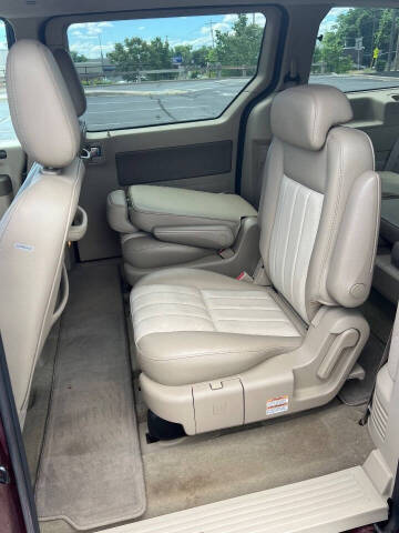 2006 Mercury Monterey Luxury