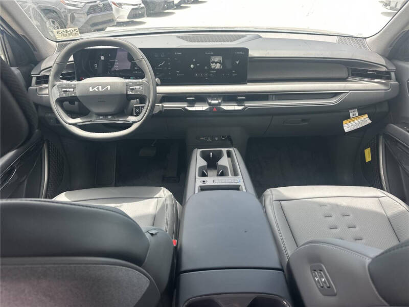 2026 Kia EV9 Wind