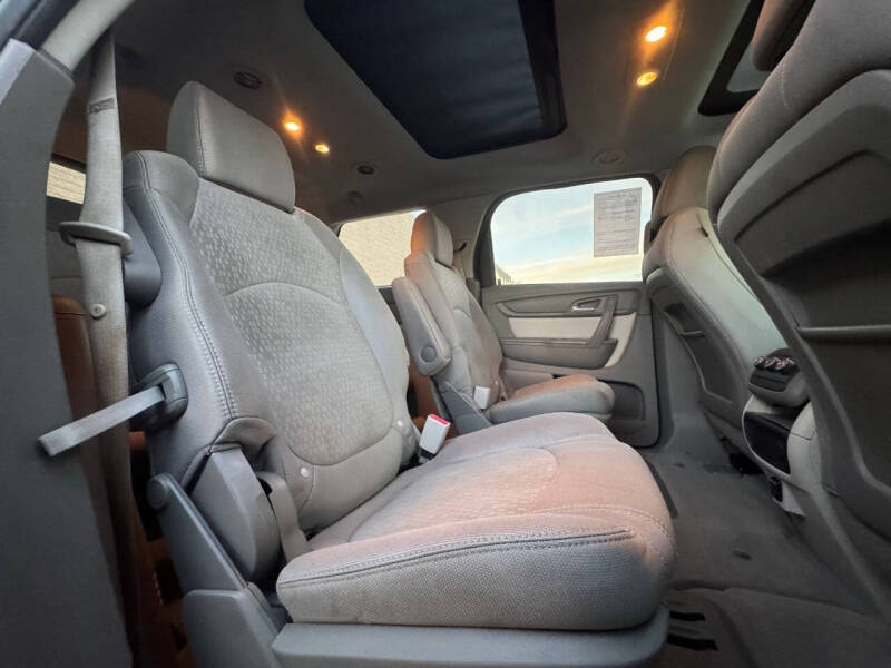 2016 GMC Acadia SLE-2