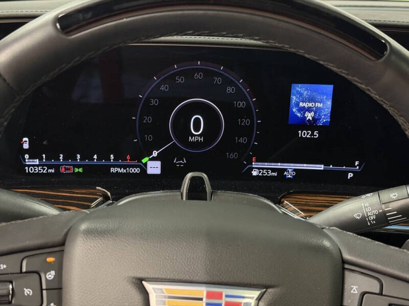 2024 Cadillac Escalade ESV Premium Luxury