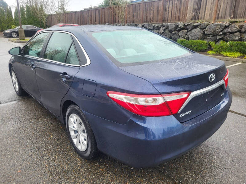 2015 Toyota Camry LE